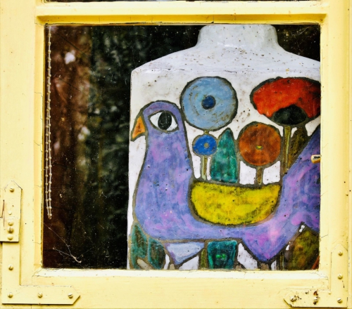 2022 Bild Käseglocke Vogel